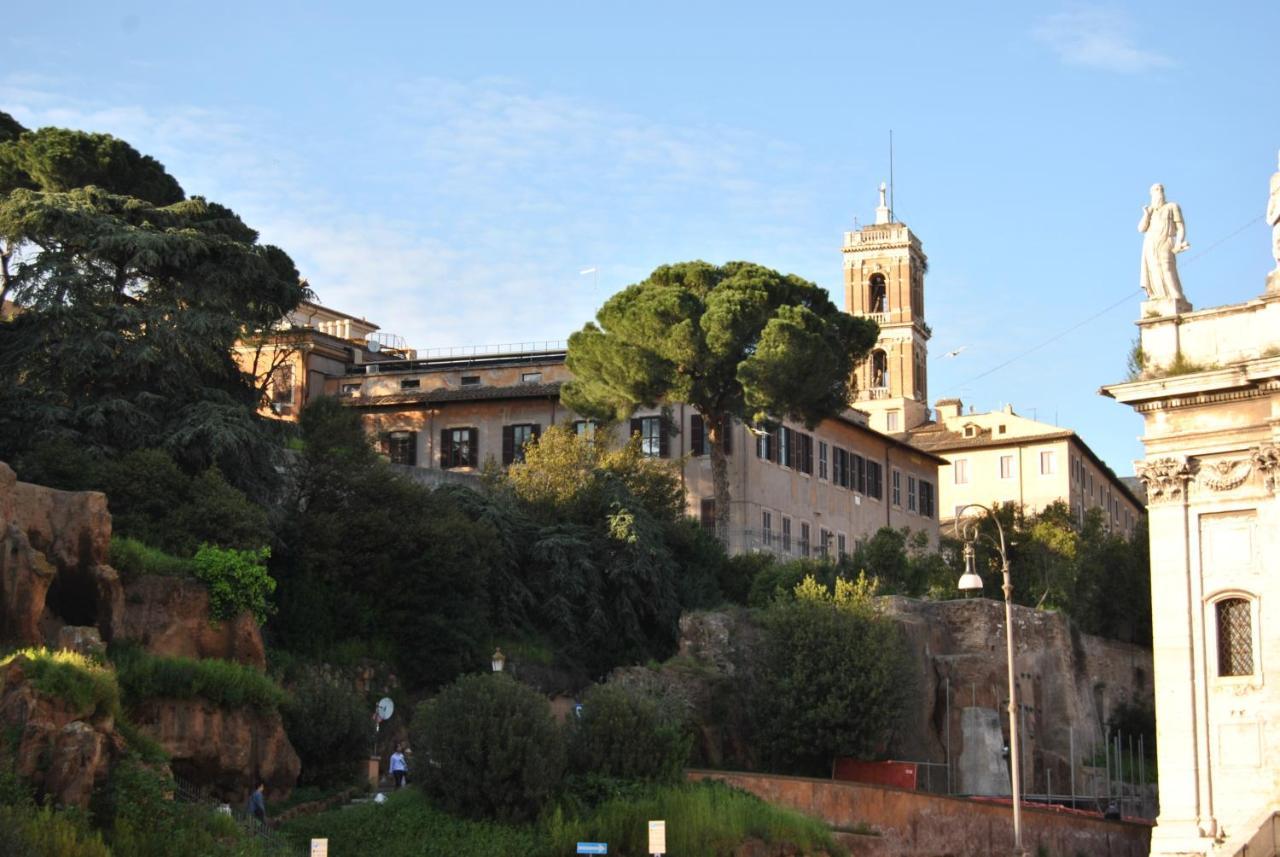 Roman Forum Apartment - The Heart Of Rome Exterior photo
